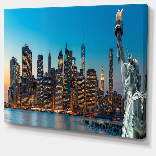 Designart - Evening New York City Skyline Panorama